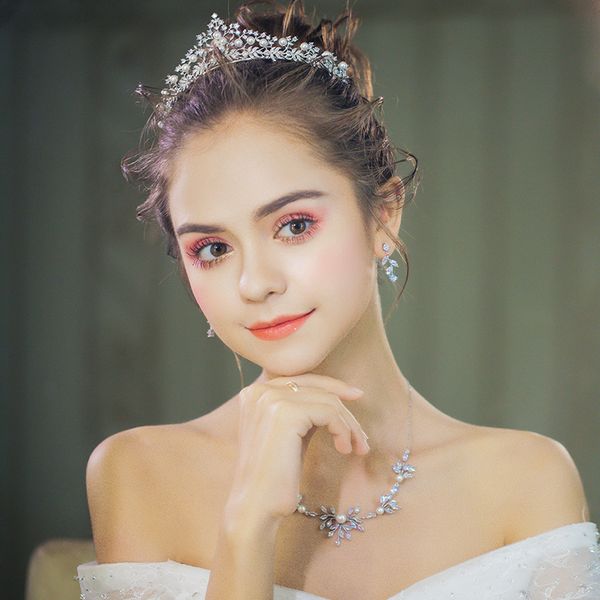 

three pieces of bridal headdress set korean 2020 necklace zircon crown hair atmosphere new wedding dress accessories, Silver
