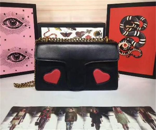 

Classic Women Love heart Chain Bags Lady purse with Lip seal Socialite Style Plain Crossbody Shoulder Bags Flap Message Bags