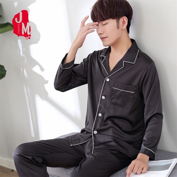 2020 Solide Satin Männer Pyjama Sets Sommer Volle Hülse Herbst Seide Männer Nachtwäsche Anzug Casual Zweiteilige Seidenpyjamas Mann Pyjama XXXL LJ201112