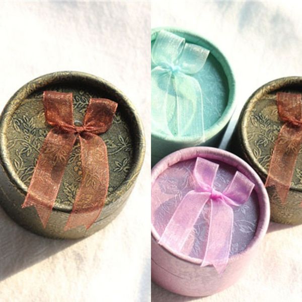 

unnhcu factory price jewelry storage paper round shape cute mini small gift box for ring earrings 3 colors selection 2 n