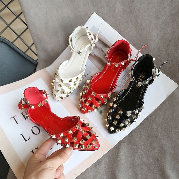 

low heeled pointed toe sandals for girls rivets girls sandals summer kids shoes cut-outs big girl shoes children d02052 y200619, Black;red