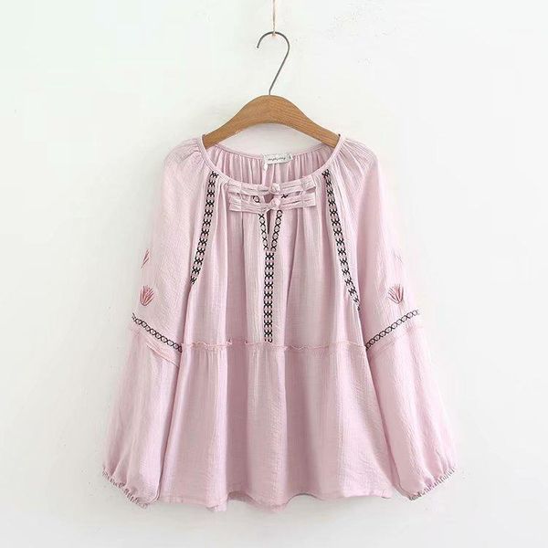 

plus size women long sleeve embroidery blouse white green