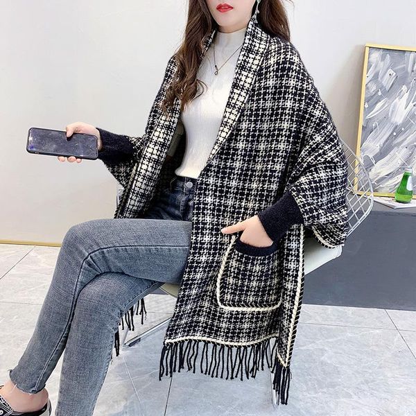 Schals Frau Fad Tasche Warmer Schal Lose Plus Größe Plaid Strickjacke Quaste Stricken Nerz Samt Fledermaus Ärmel Poncho Cape Winter Pullover Mantel