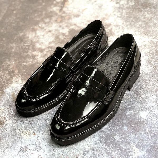 

black patent leather formal business shoes flat heel driving loafers spring summer 2020