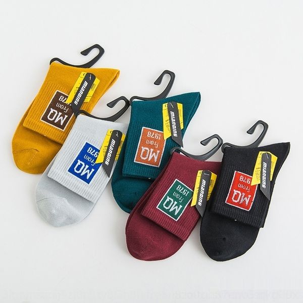 

ikb6u new men's american color english letter sports street sockscotton 2020 autumn and winter style cotton socks and combed socks l1gm, Black