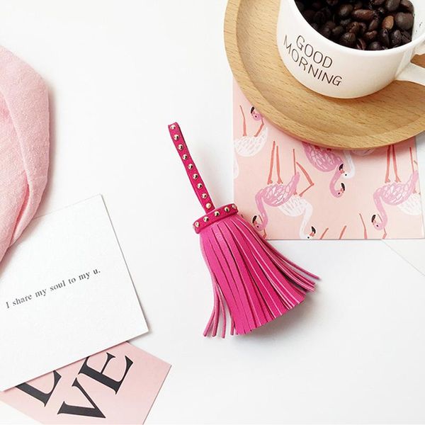 

12pcs lot personalized suede tassel pendants leather tassels for keychain bag cellphone pendant home decoration diy accessories h jllwqv
