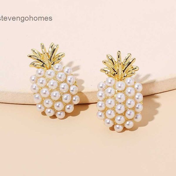 

temperament pearl new pineapple korean earrings fashion, Golden