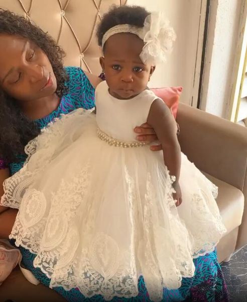 

luxurious lace flower girl dresses pearls ball gown little girl wedding dresses communion pageant dresses gowns f3198, White;blue