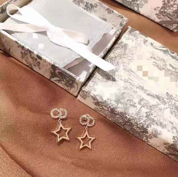 

2021 new designer jewelry 2019d pentagram new earrings, Golden