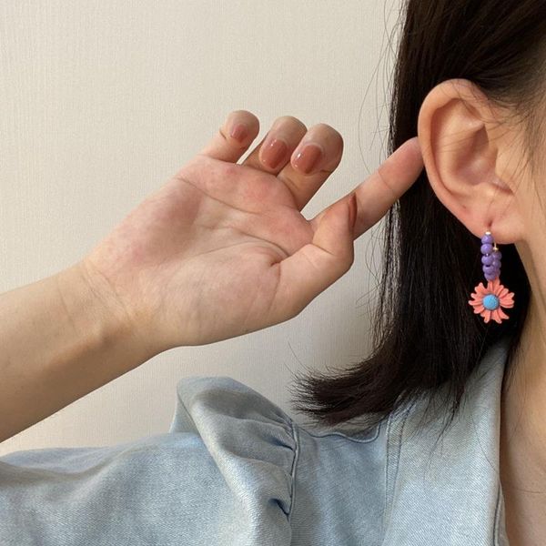 

hoop & huggie retro korean purple beads pink daisy flowers earrings for woman fashion jewelry aesthetic accessorie 2021, Golden;silver