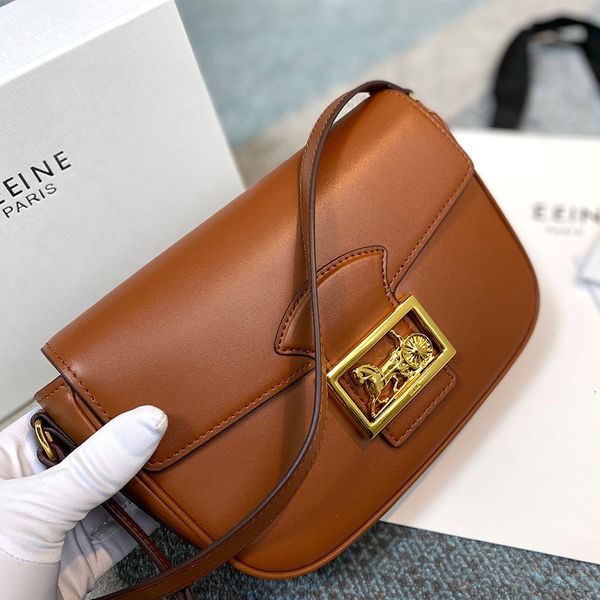 

spring and summer 2021 new triumphal arch tofu bag horse drawn car lock