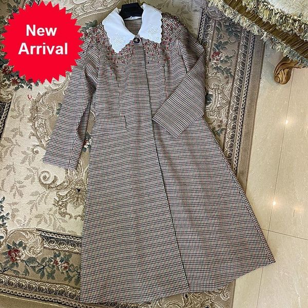 

new new 2021 luxury beading houndstooth coats elegant lady heavy industry outwear long sleeved doll collar wool coat mt9i, Black