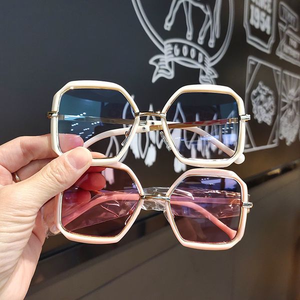 

boys and girls, personality, big frame sunglasses, children's fashion street pgraphy, modeling glasses, baby uv, White;black