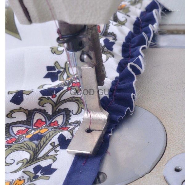 

vintage sewing machine vintage sewing machine wrinkle presser bilateral folded folded wrinkle presser foot1, Black