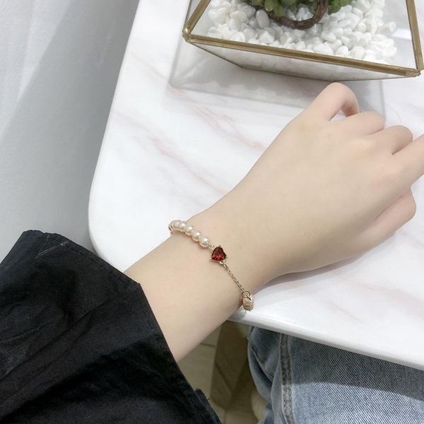 

sweet pearl bracelet with heart set, Black