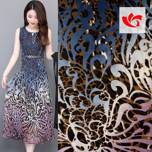 

2020 new 75d chiffon printing fabric spring and summer dress shirt fabric factory supply spot wholesale1, Black;white