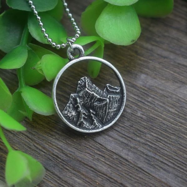

chains 12pcs hiking climbing mountain pendant necklace outdoor travel jewelry, Silver