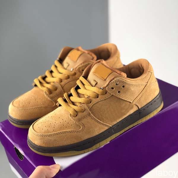 

with box 2020 sb low womens mens dunk running shoes wheat yellow skate sports sneakers trainers baskets des chaussures