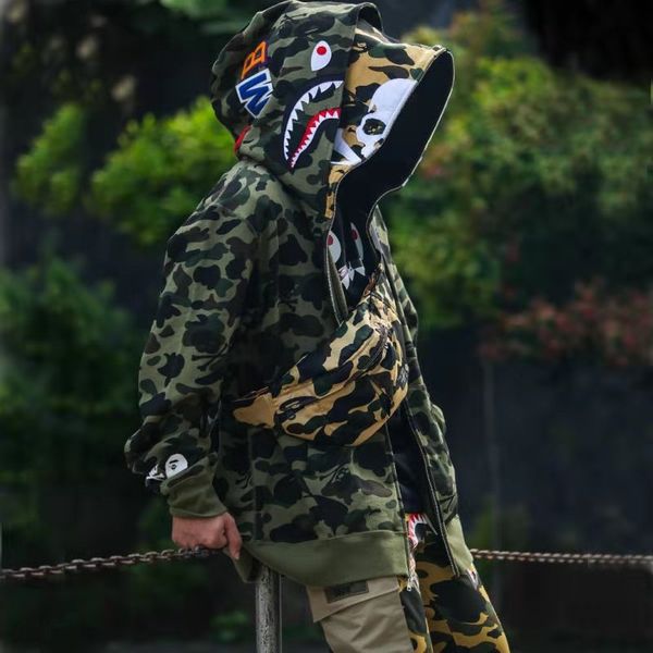 

hip-hop style classic logo camouflage spliced shark hooded hoodie for couple loose two cap zipper gorilla man coat, Black