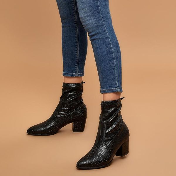 

boots flo bouquet black women socks boat butigo
