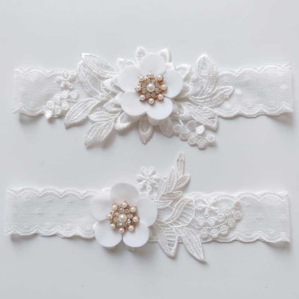 

wedding bridal garter rhinestone pearl flower garters decorations for new bride and bridesmaid, Black;white