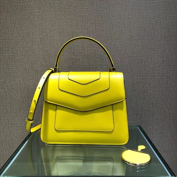 

2021 new style shoulder bag 289835 a calf's skin covers its body the sides are decorated with white agate and pink crystal calfskin bag
