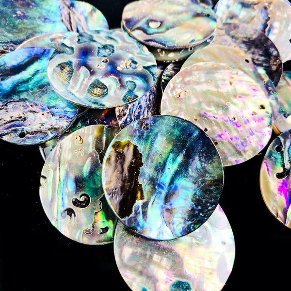 

2pcs natural abalone shell pendants charms round shell flakes hand polished jewelry accessories diy making earring necklace h jllqih