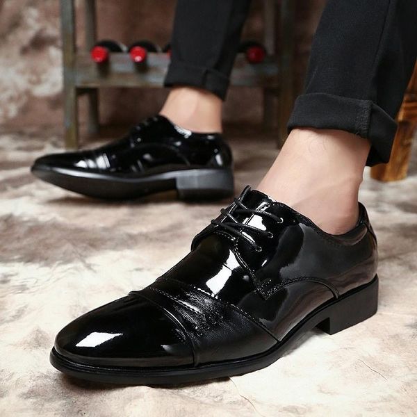 

pointed toe dress office shoes for men glossy patent leather black wedding shoes oxford formal male suits business flats