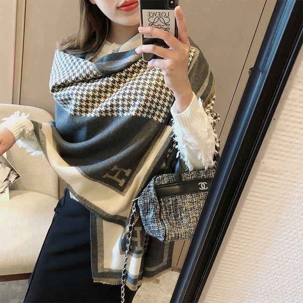 

xdjr women scarf leopard hair tie band for square neckerchief elegant small vintage skinny retro head neck silk satin scarf, Black;white