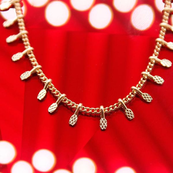 

простые тисненые подвески banklets для женщин 2019 мода ювелирные изделия ювелирные изделия женские журналы летние летние лодыжки золотой се, Red;blue