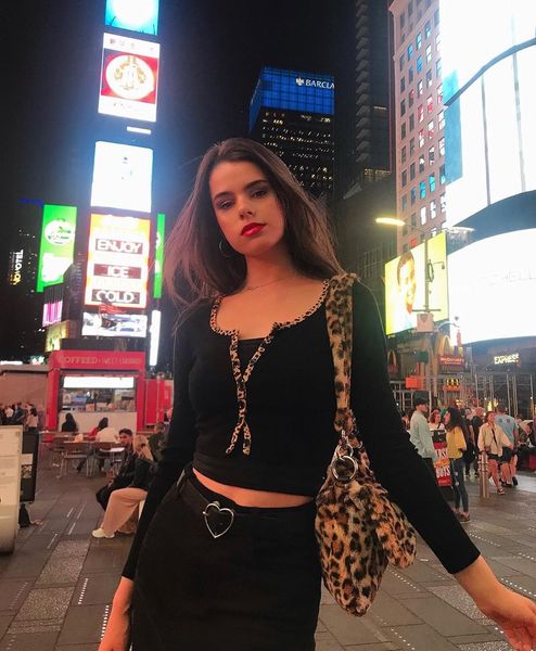 

women's 2020ins net red fashion leopard open navel show collarbone cardigan women's 2020ins net red fashion leopard button buttonb, White