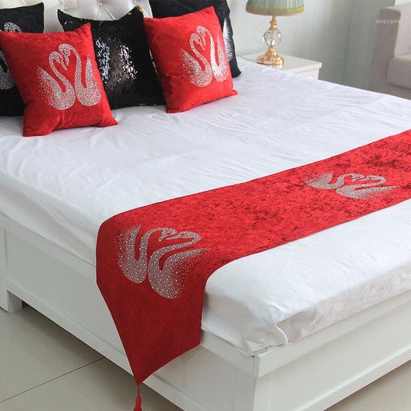 

bedspread veemi diamond ironing swan red bedspreads style bed runner throw bedding queen king cover towel home el decoration1