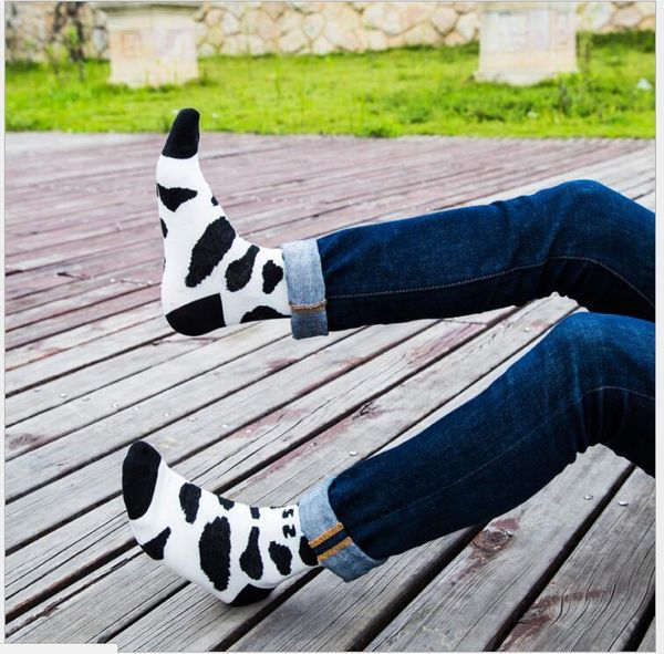 

arrival white black spot jacquard dalmatians pattern men women fashion happy ankle length cotton socks kg-2