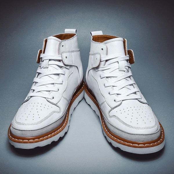 

boots 2021 spring and autumn men's work sports high-warm casual board retro style shoes, Black