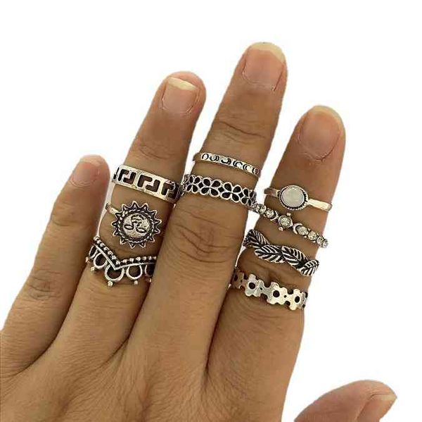 

rings new simple ancient gold hollow flower joint smiling face sun moon pattern 9 piece ring set, Silver