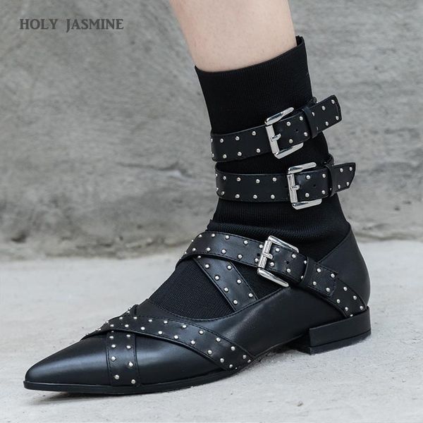 

2020 new woman black genuine leather ankle boots buckles rivets pointed toe low square heeled women boots zapatos mujer shoes