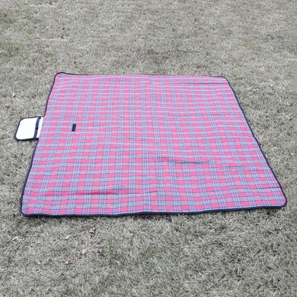 

folding picnic mat acrylic lattice outdoor mat picnic cloth waterproof and moisture-proof beach1