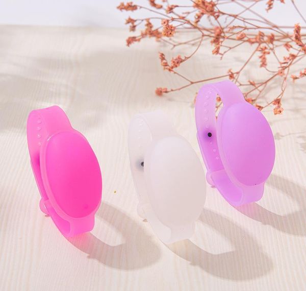 

10ml hand sanitizer sile wrist bracelet heart shaped wristband portable dispensing squeezy sanitizer bangle wmtvyb bdedome