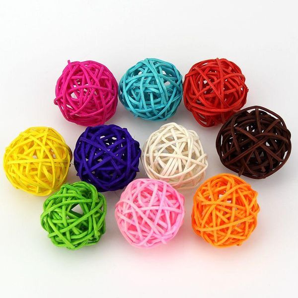 

wholesale- 10pcs 2016 4cm wooden ball for birthday wedding christmas party decoration christmas gifts can mix 10 colors home decoration1