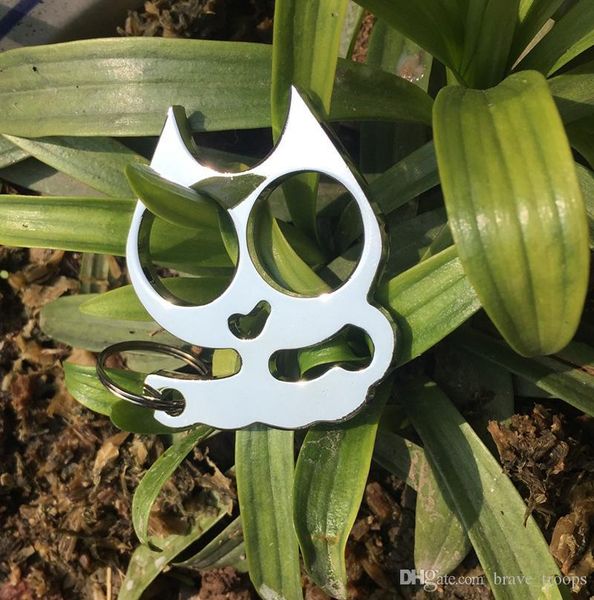 

super cute iron cat two-finger keychain, self-defense supplies cat eye refers to the new cat eye refers to the tiger keychain, refers to65