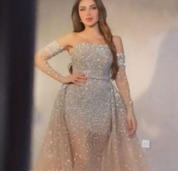 Abendkleid Damenbekleidung Balqeesfathi Nawalelzoghbi Silver Crystals Trail Ballkleid Etuikleid Langarm Yousef aljasmi Myriam Fares Kim Kardashian