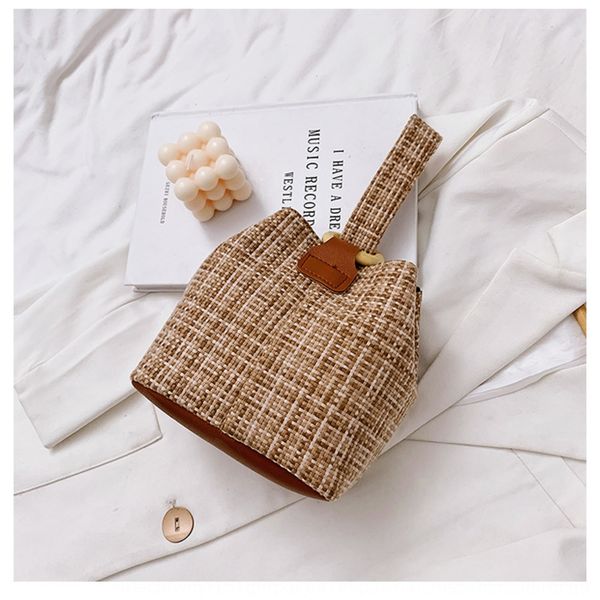 

women's shoulder 2020 new autumn and winter check pattern portable fresh and versatile chain shoulder bag texture bucket bag c2cbp