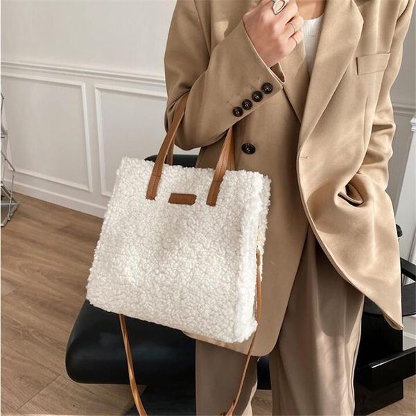 

ins portable tote bag lamb plush messenger bag female 2020 new trendy fashion all-match autumn and winter woman handbag