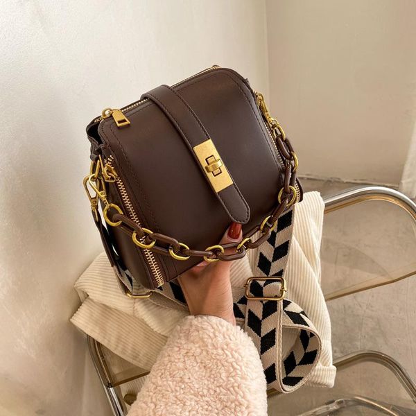 

shoulder bags brand women's 2021 spring korean style trendy wild atmosphere broadband messenger bag fashion bucket