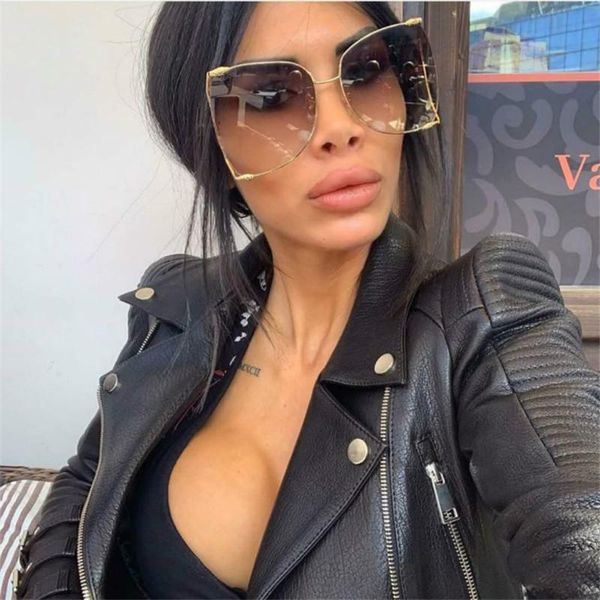 

sunglasses trendy vintage oversized metal hollow women brand designer fashion luxury pearl sun glasses female color shades, White;black