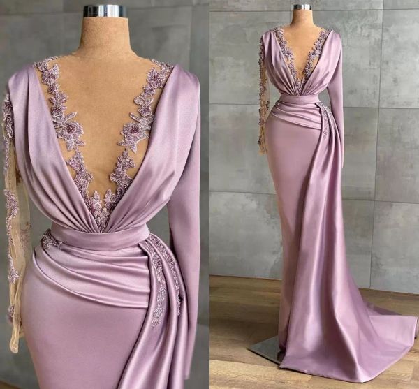 Elegante Satin-Meerjungfrau-Abendkleider mit langen Ärmeln, tiefem V-Ausschnitt, Spitze, appliziert, Abschlussball-Party-Kleider, Arabisch, Aso Ebi, gerüscht, Sweep-Zug, Damen-Robe de Soiree AL9917