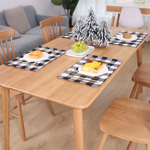 

chirstmas plaid table placemat red black white blacks two colors cutlery pad festival party decoration tablecloth mat 4 2jh l2