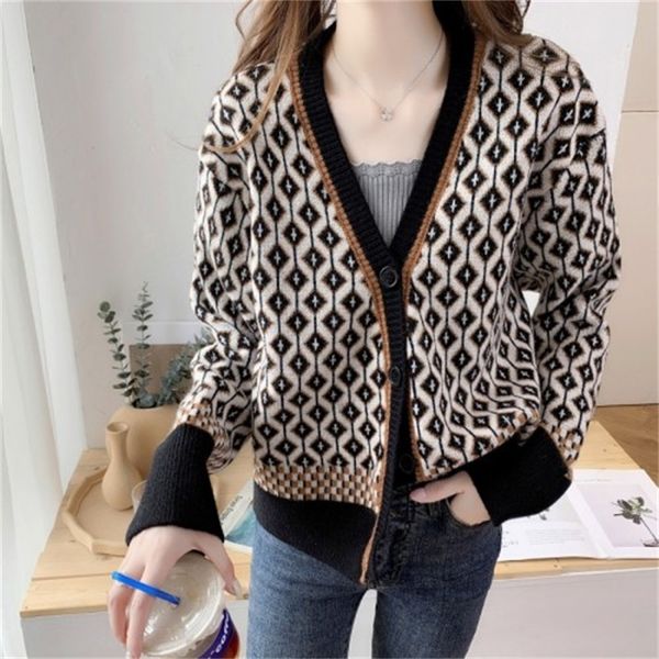 

2021 new retro diamond v-neck knitted cardigan women's autumn and winter korean style lazy temperament contrast sweater coat va64, White;black