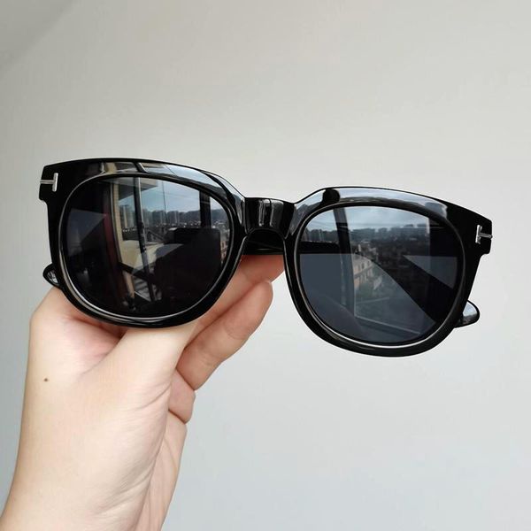 

quality fashion sunglasses brand square frame polarized lens driving polarized lenses man woman with leather case packages, accessories, White;black