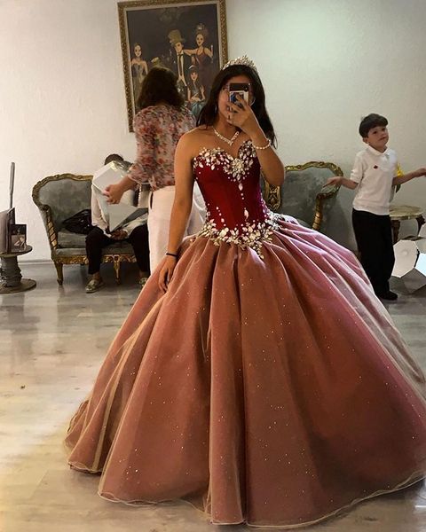 

burgendy sparkly quinceanera dresses 2021 sweetheart beaded sequins ball gown dresses party sweet 16 dress quinceaÃ±era, Blue;red